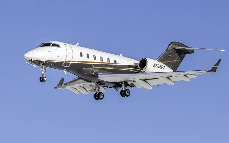 Bombardier Challenger 350 private jet